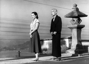 Shūkichi (Chishū Ryū) ve Noriko'nun (Setsuko Hara) güneşi izledikleri unutulmaz sahne..